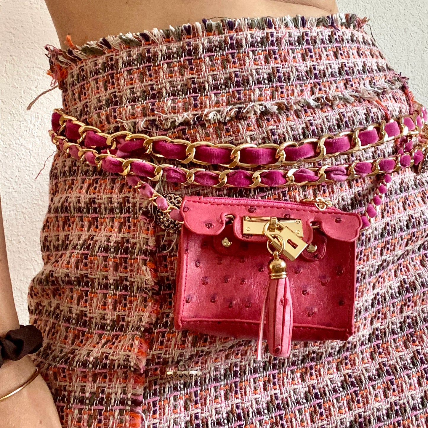 The Ostrich Mini -Black or Pink