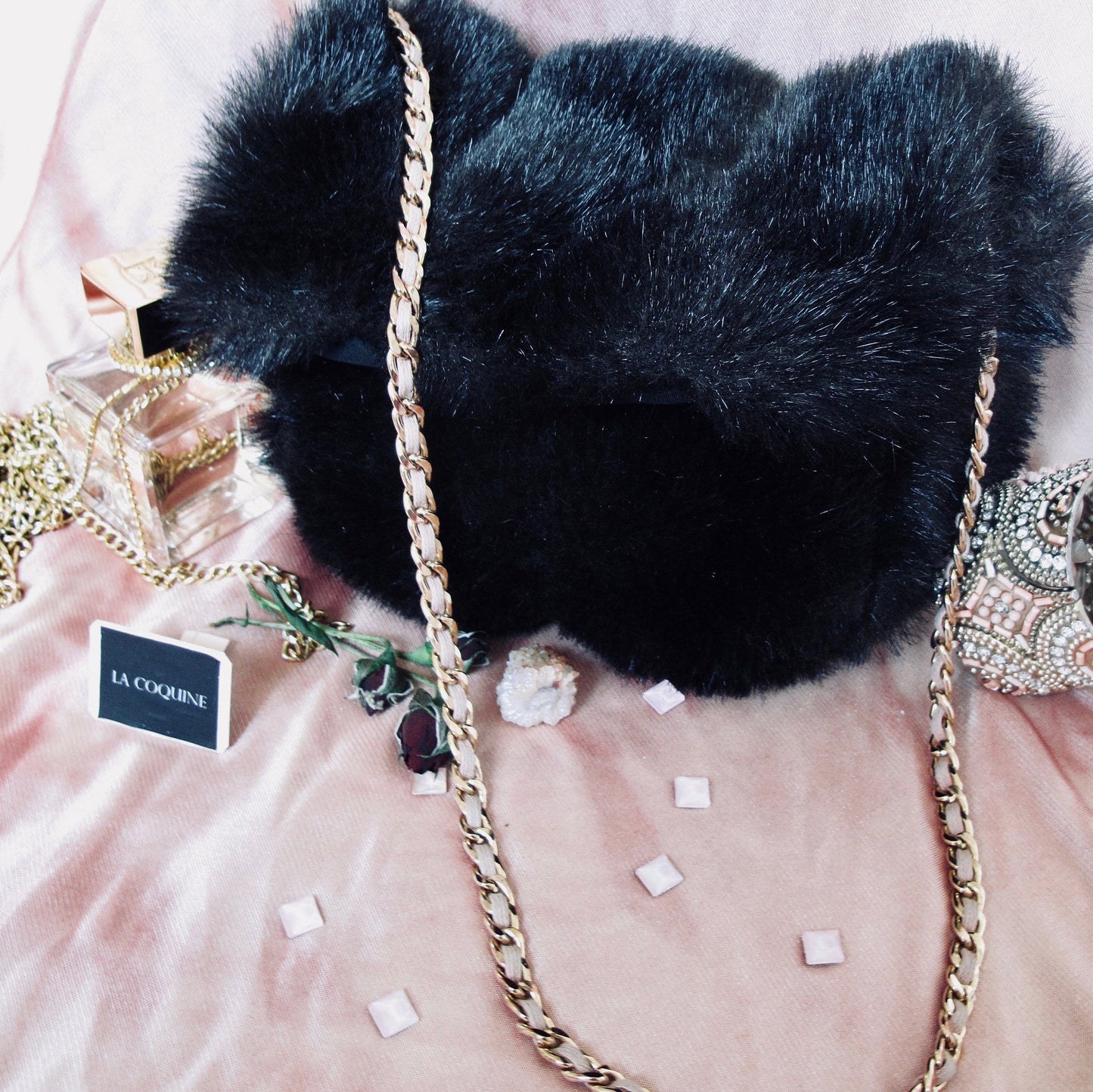 Top Flap Fuzzy Vegan Fur Purse with Chunky Gold Chain Sling for your Valuables, Brown Soft Vegan Fur Snap Closure Handbag Tote Bag Purse