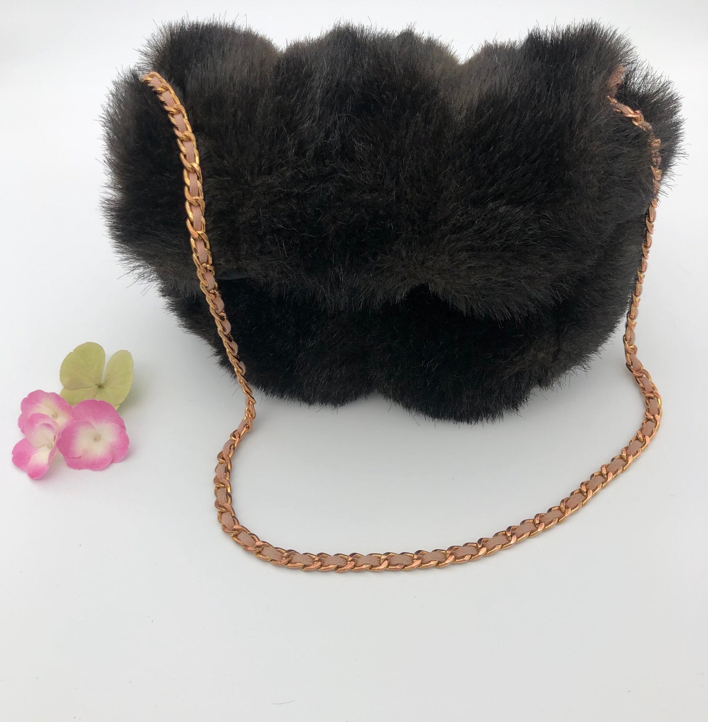 Top Flap Fuzzy Vegan Fur Purse with Chunky Gold Chain Sling for your Valuables, Brown Soft Vegan Fur Snap Closure Handbag Tote Bag Purse
