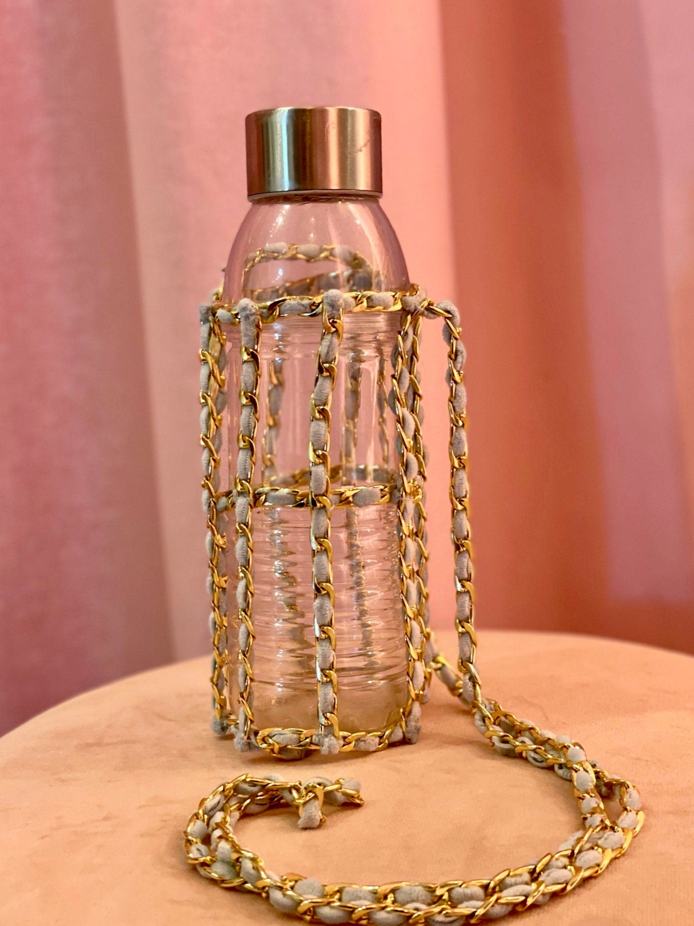 Crochet Velvet Bottle Holder, Gold Chain Bottle Holder, Water Bottle Sling, Water Bottle Carrier, Crossbody Bottle Bag, Water Flask Carrier
