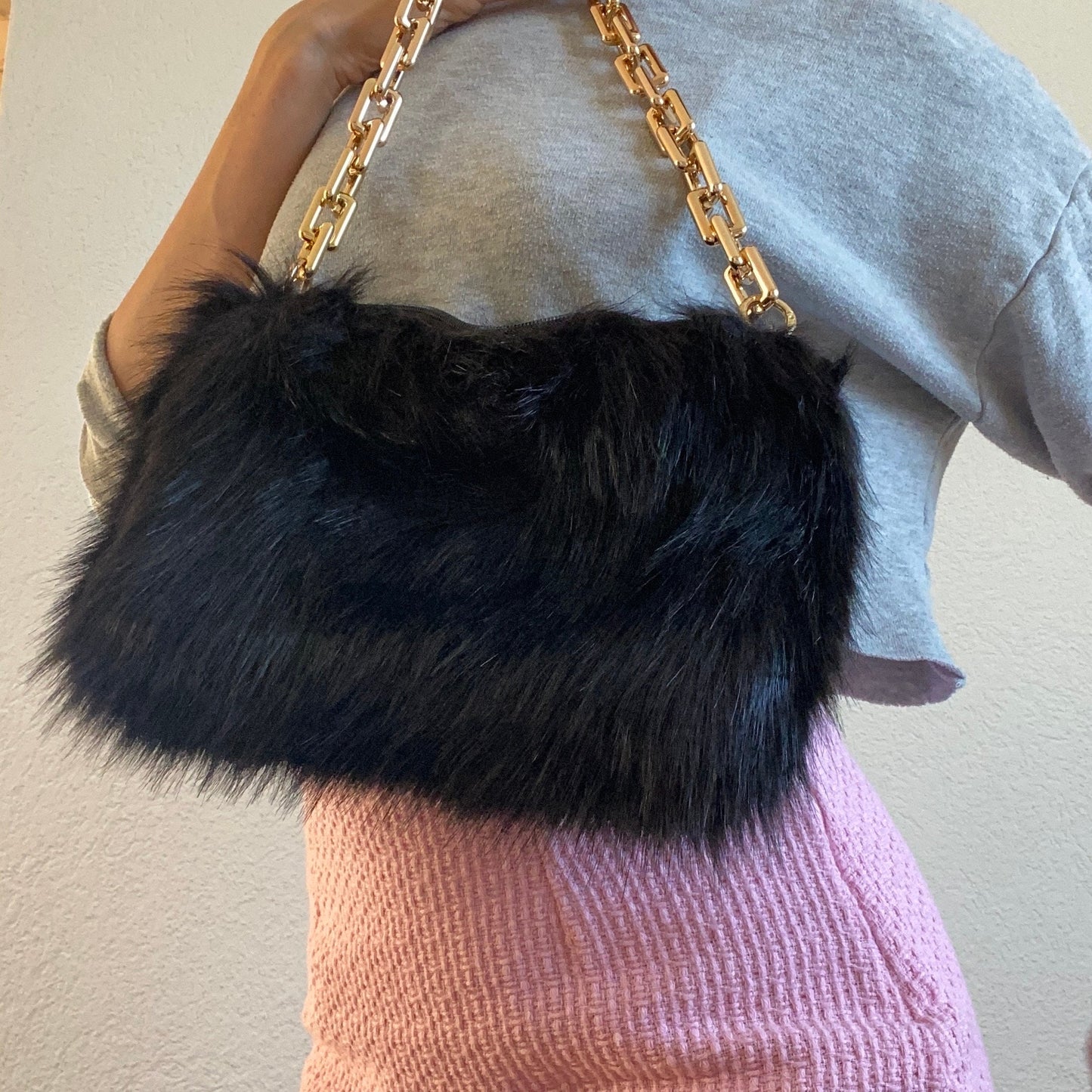 Vegan Fur Purse with Gold Chunky Chain Sling Top Zipper Square Fuzzy Bag for Valuables in Brown Soft Vegan Fur Over shoulder Handbag Tote