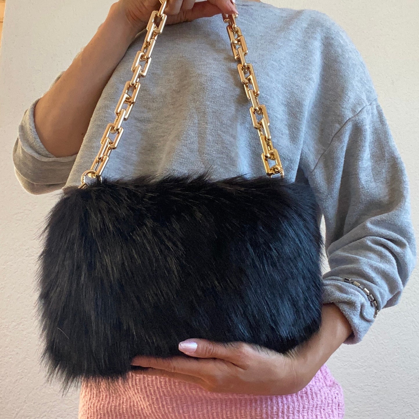 Vegan Fur Purse with Gold Chunky Chain Sling Top Zipper Square Fuzzy Bag for Valuables in Brown Soft Vegan Fur Over shoulder Handbag Tote